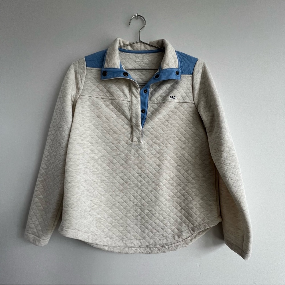 Vineyard Vines Cream Quilted Pullover with Blue Trim